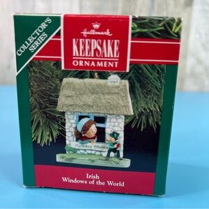 Hallmark Keepsake Ornament 1990 Irish Windows Of The World 6th In Int. Series